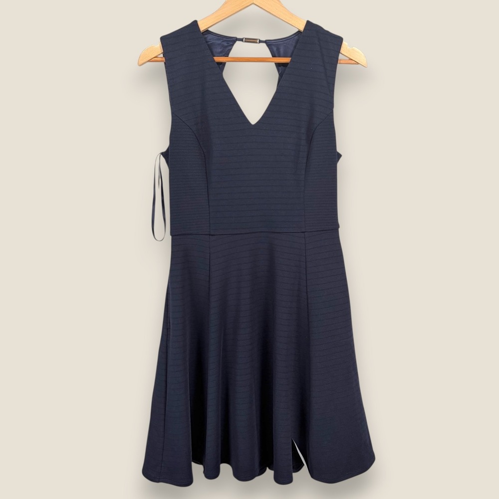 Ted Baker Tawney Dress Womens 4 Navy Blue Textured V-Neck Skater Fit & Flare